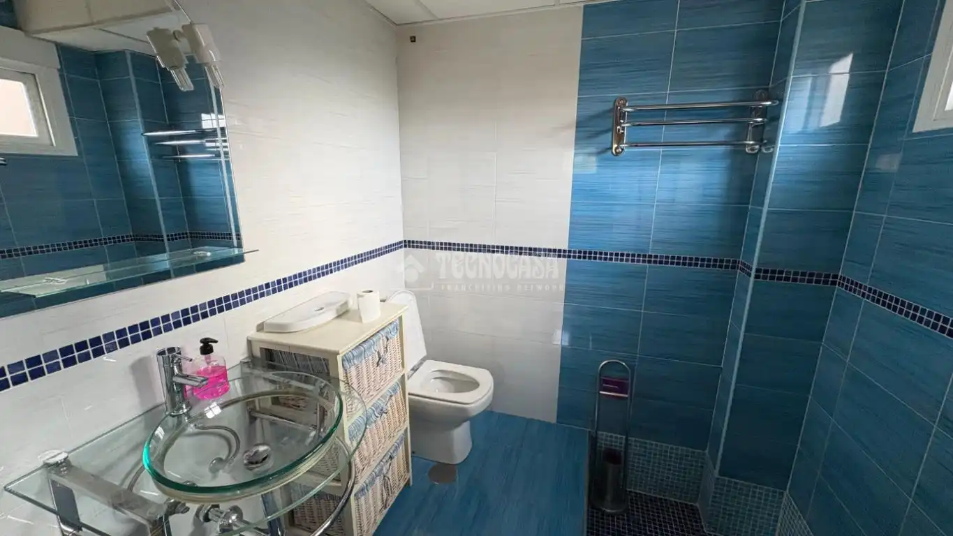 Baño de Piso en venta en Alcalá de Henares con Aire acondicionado