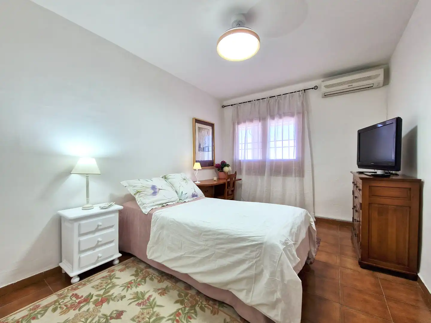 Habitación de Finca rústica en venta en Toledo con Aire acondicionado, Calefacción y Jardín privado