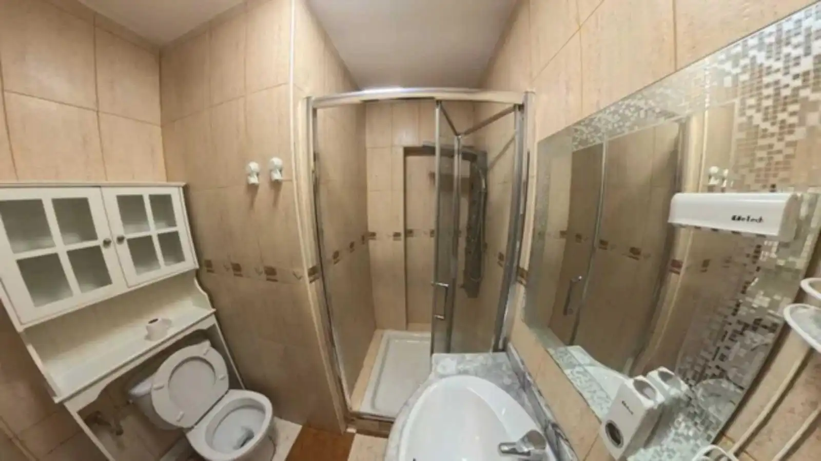 Badezimmer von Wohnung zum Verkauf in Córdoba mit Klimaanlage und Abstellraum