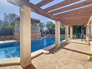 Villa con piscina in vendita a Cap d'en Font - Binissafúller