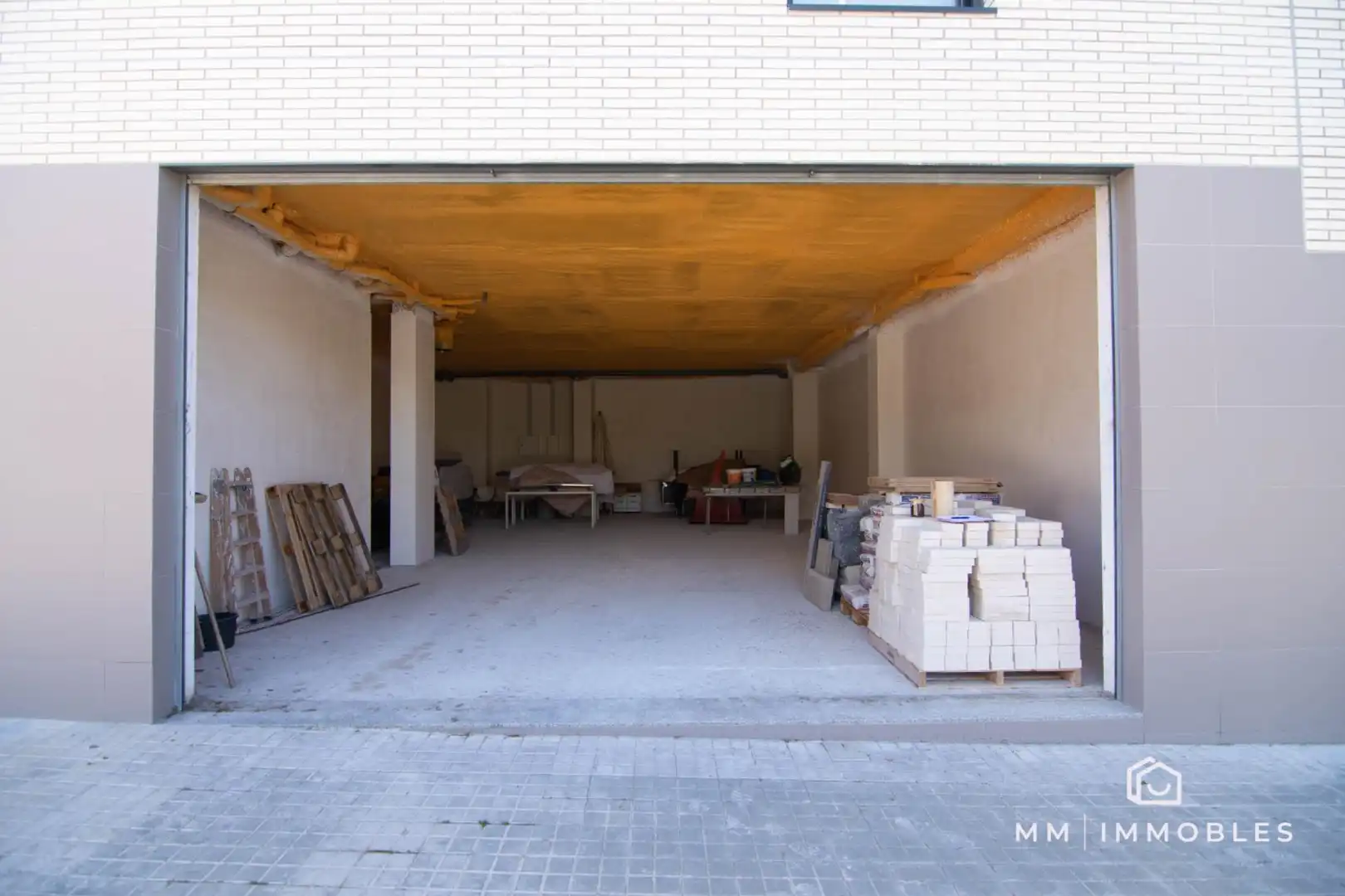Local comercial en venda a Lledoner, imagen 2