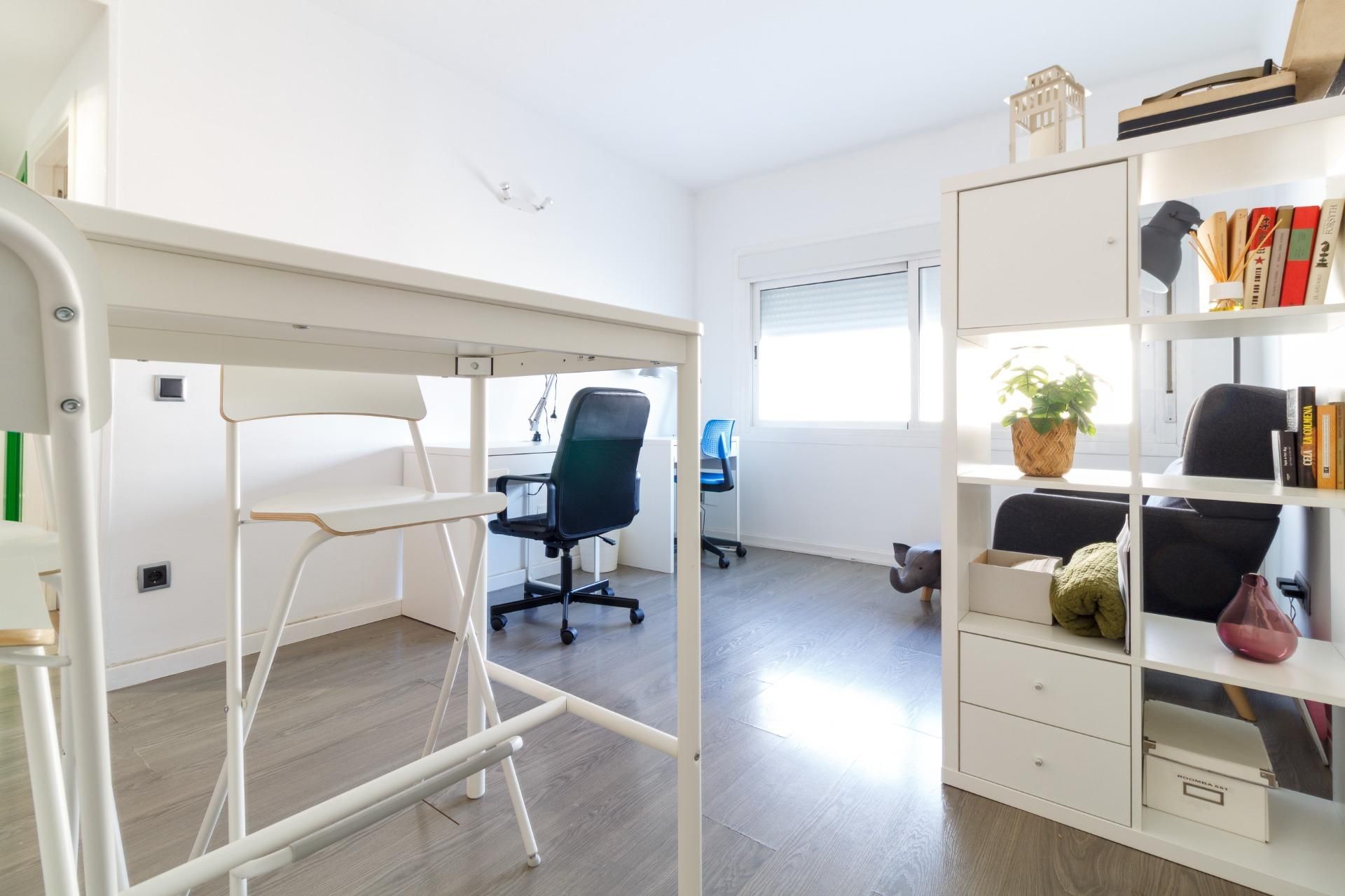 Habitación de Piso en venta en Sant Boi de Llobregat con Parquet