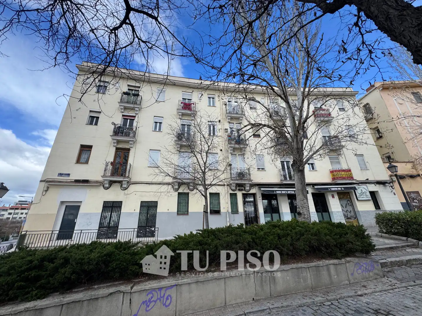 Vista exterior de Pis en venda en Madrid amb Aire condicionat, Calefacció i Moblat