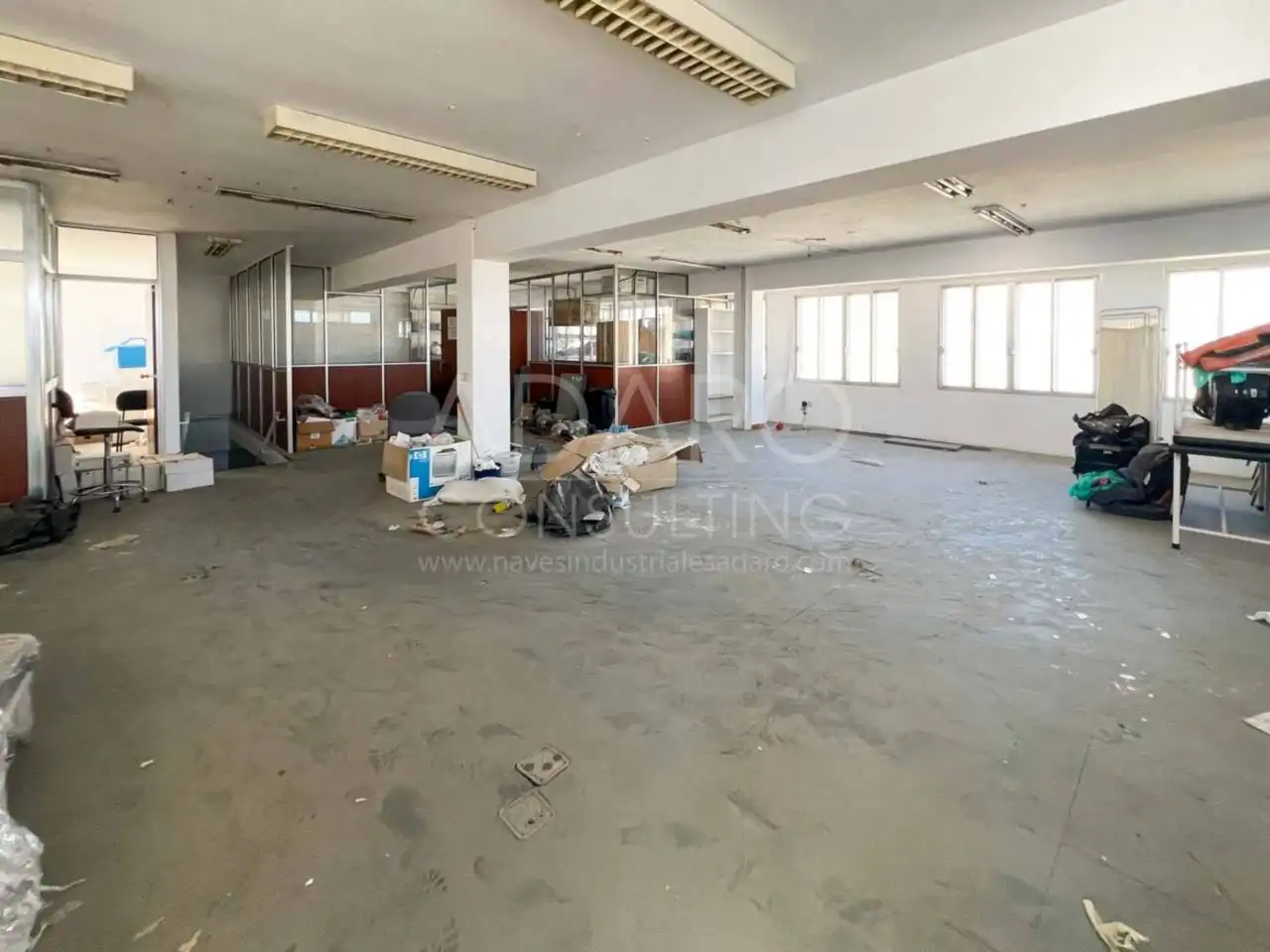 Industrial buildings for sale in Getafe  with Alarm