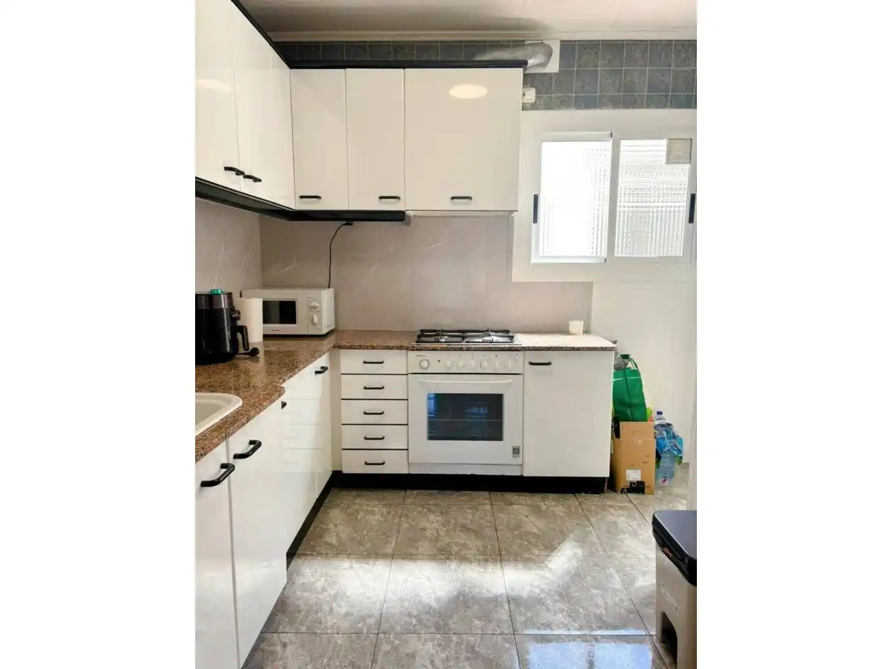 Cocina de Piso en venta en Cerdanyola del Vallès con Aire acondicionado, Calefacción y Parquet