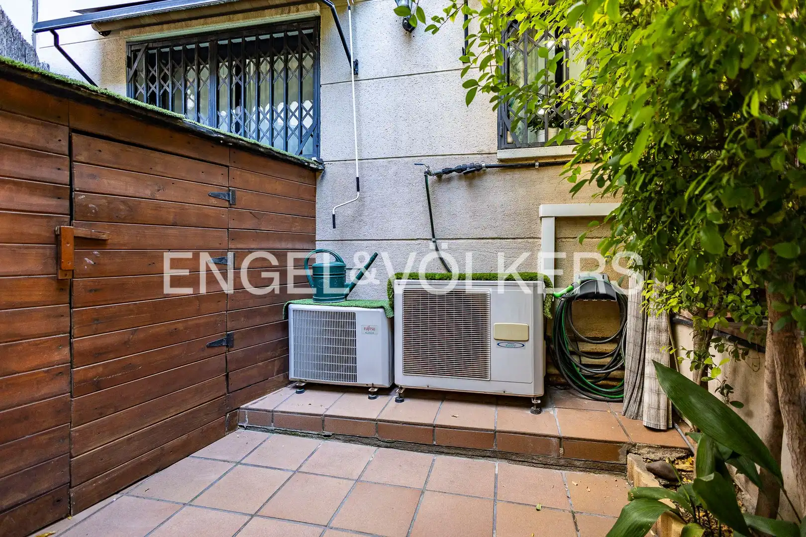 Terraza de Apartamento en venta en Sant Feliu de Llobregat con Aire acondicionado, Calefacción y Jardín privado
