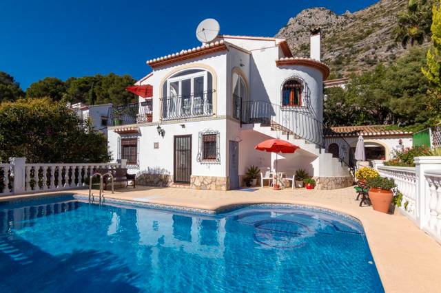 Casa-chalet en Venta en Benigembla