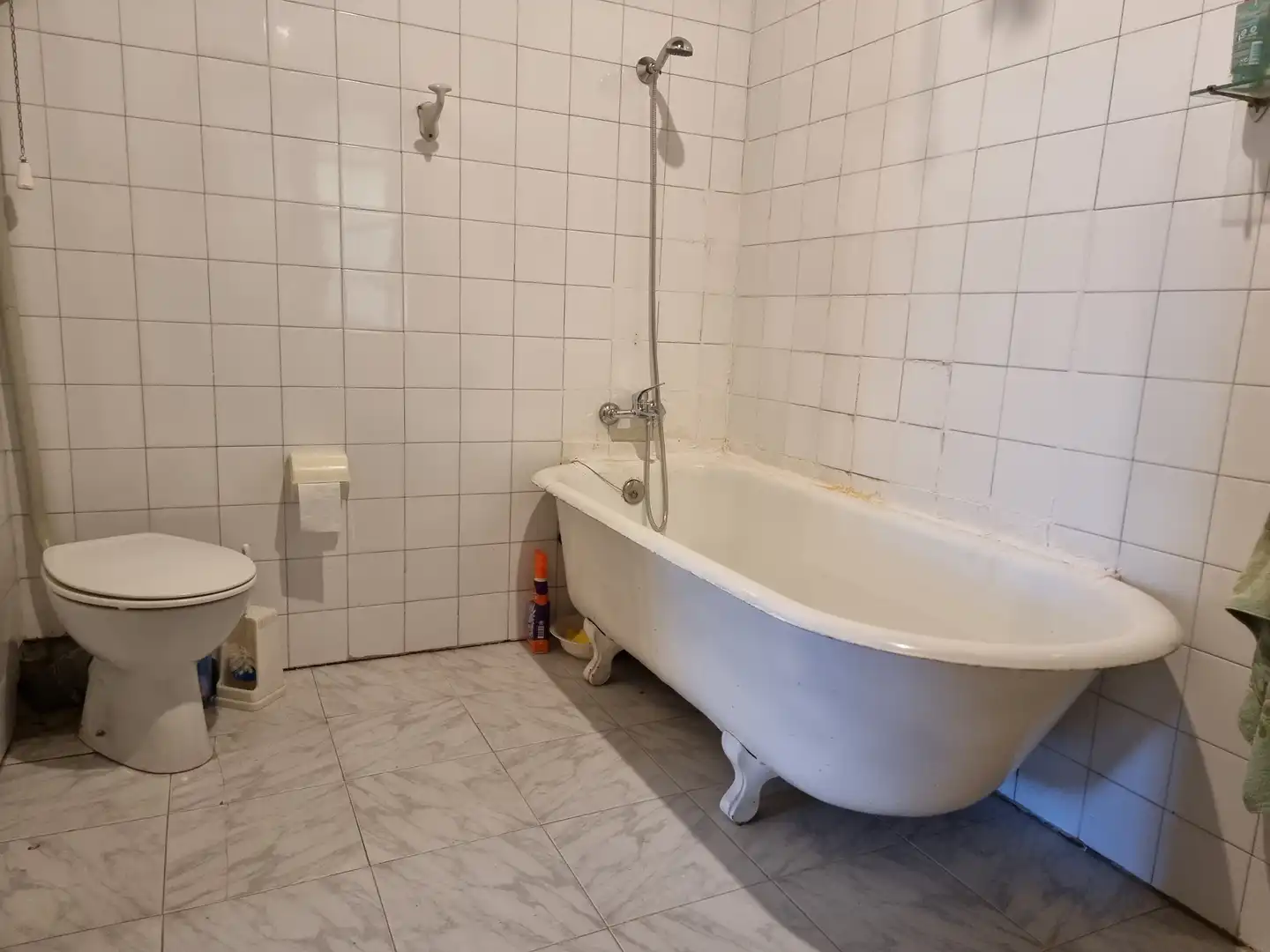 Badezimmer von Country house zum Verkauf in A Estrada  mit Privatgarten, Parkett und Terrasse
