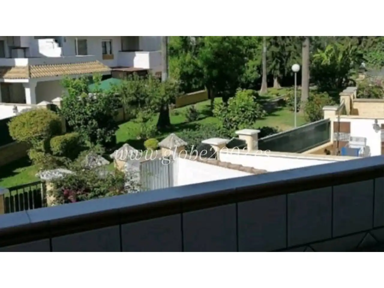 Jardín de Apartamento de alquiler en Chiclana de la Frontera con Aire acondicionado, Terraza y Amueblado
