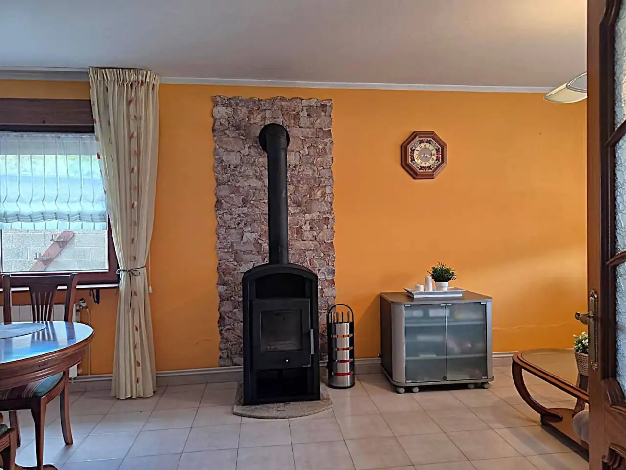 Sala de estar de Casa o chalet en venta en Sada (A Coruña) con Calefacción