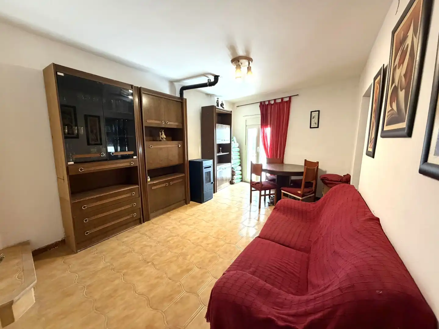 Sala d'estar de Casa adosada en venda en Montgai amb Calefacció, Terrassa i Traster
