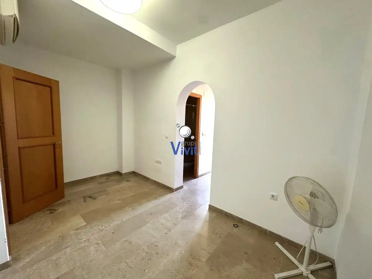 Casa o chalet de alquiler en Alcalá de Guadaira con Terraza, Trastero y Amueblado