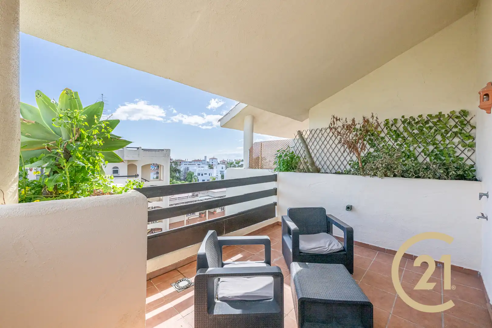 Terrassa de Dúplex en venda en Estepona amb Aire condicionat, Terrassa i Moblat