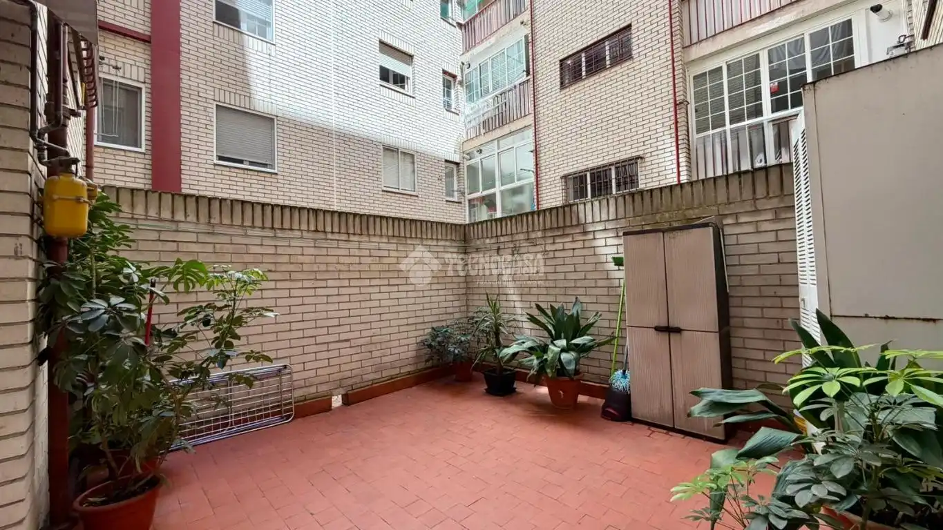 Exterior view of Flat for sale in Madrid  with Air Conditioner, Heating and Terrace
