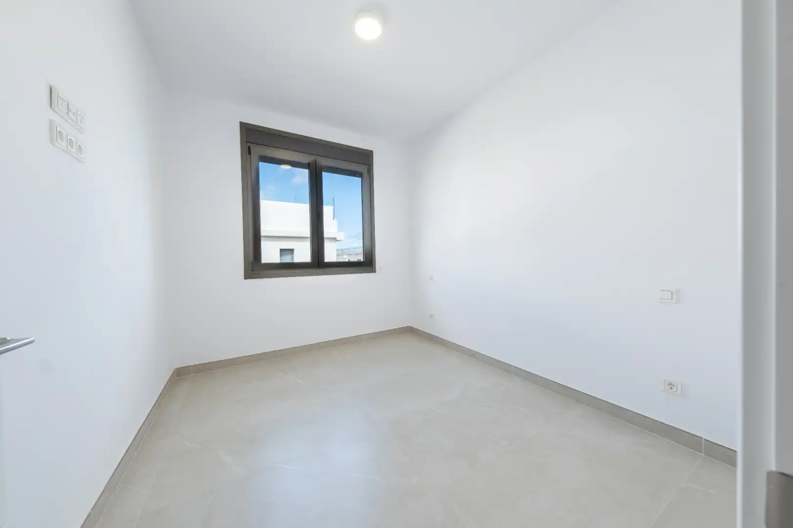 Bedroom of Attic for sale in Las Palmas de Gran Canaria  with Air Conditioner, Terrace and Storage room