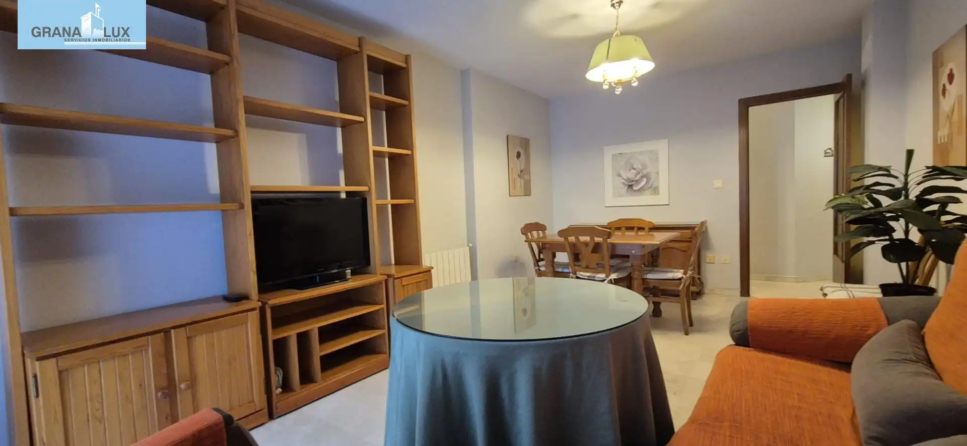 Living room of Flat for rent in Granada  with Heating, Furnished and Balcony
