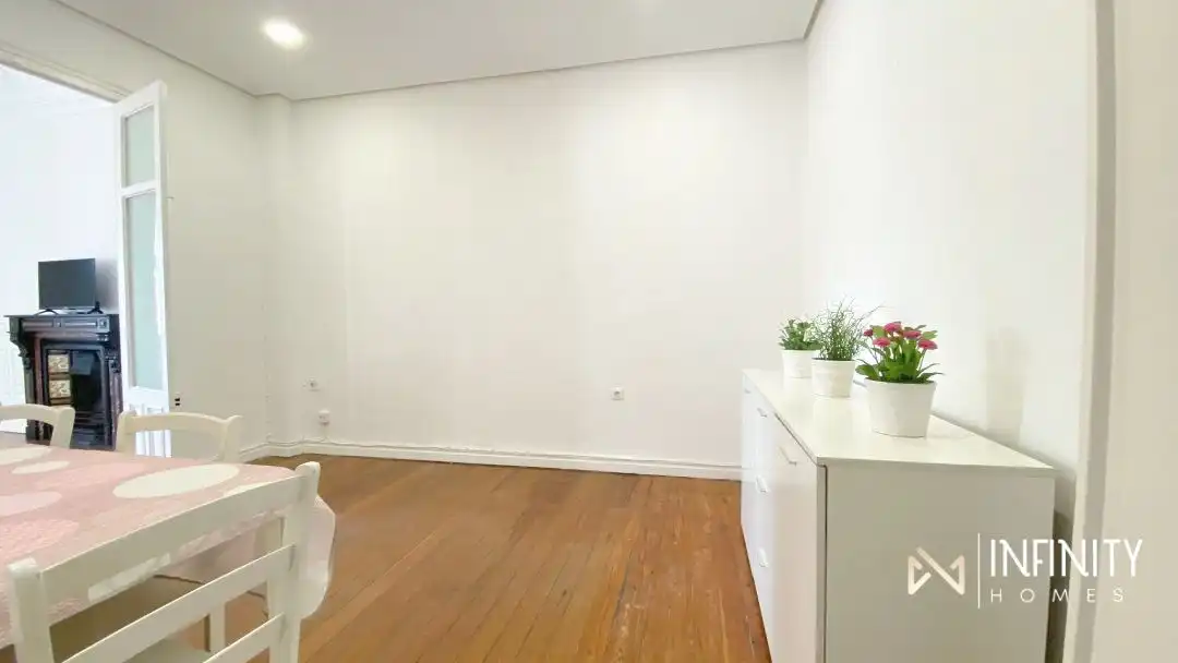 Dining room of Flat for rent in Bilbao   with Heating and Balcony