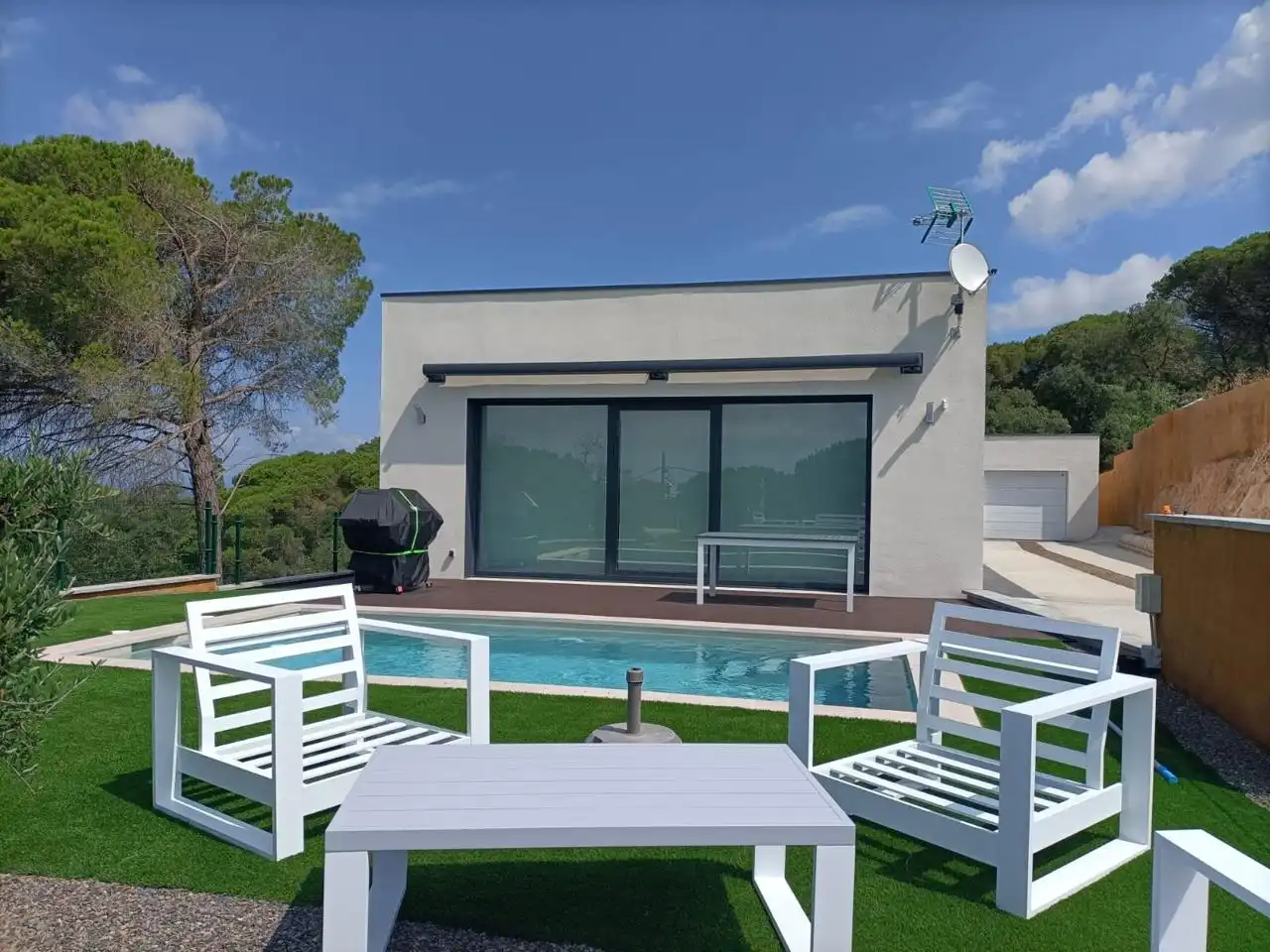 Maison avec piscine à vendre à Carrer Falguera 49, imagen 3
