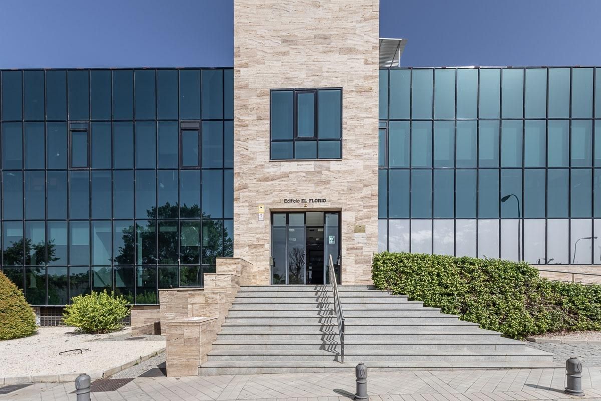 Exterior view of Office for rent in  Granada Capital