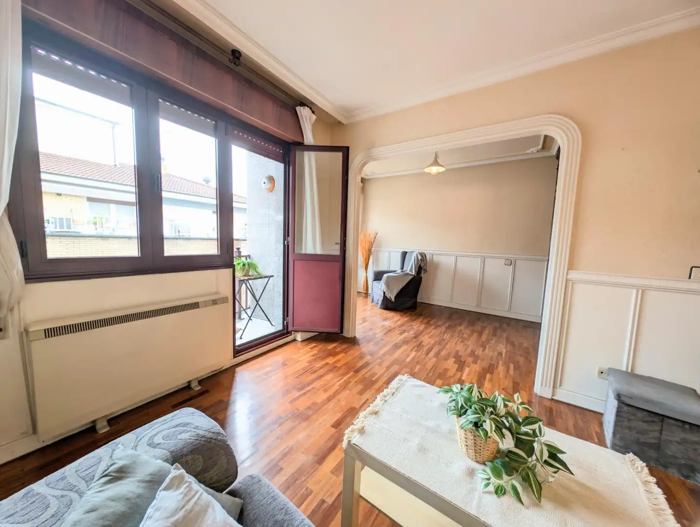 Sala de estar de Piso en venta en Mieres (Asturias) con Calefacción, Amueblado y Balcón