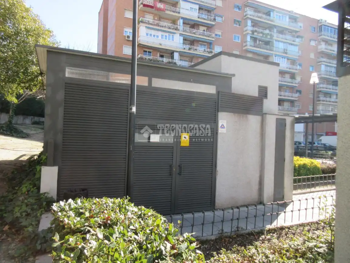Exterior view of Garage for sale in Móstoles