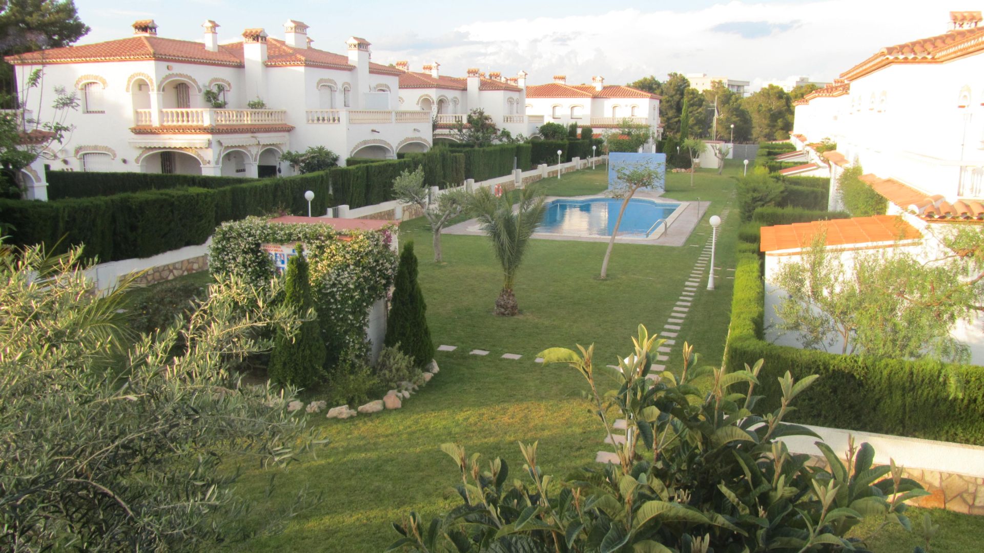 Jardí de Casa adosada en venda en Mont-roig del Camp amb Aire condicionat, Calefacció i Jardí privat