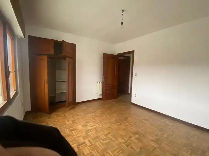 Dormitori de Pis en venda en Toral de los Vados amb Balcó