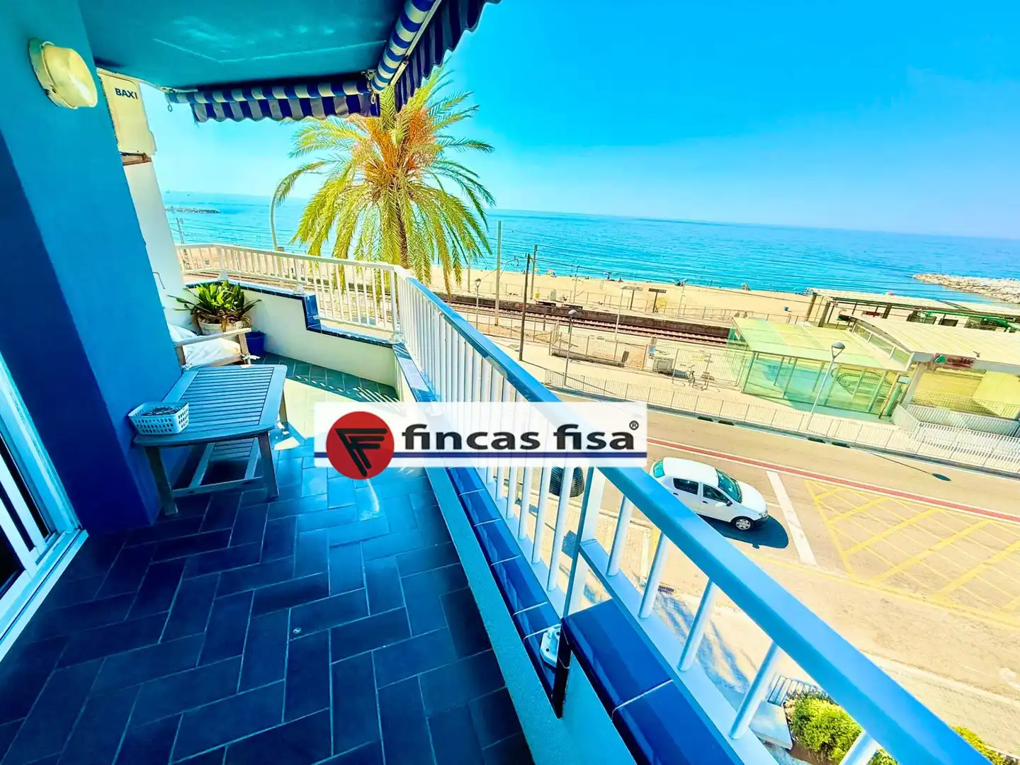Vista exterior de Piso en venta en Premià de Mar con Aire acondicionado, Calefacción y Terraza