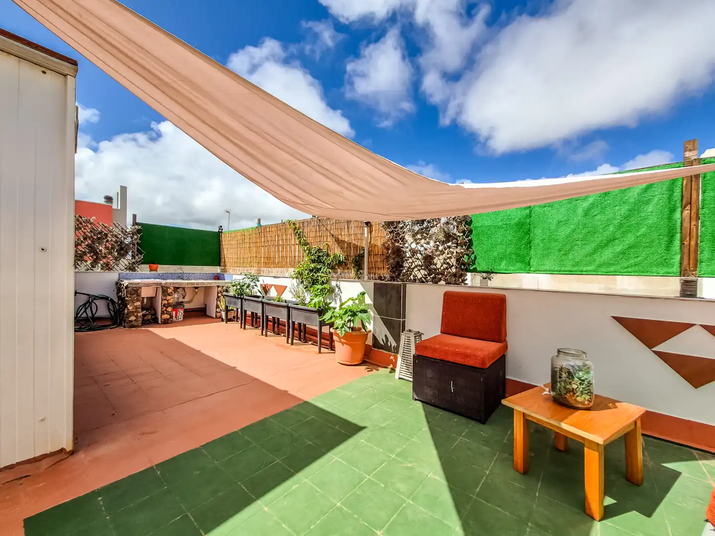Terraza de Casa adosada en venta en Las Palmas de Gran Canaria con Terraza, Trastero y Amueblado