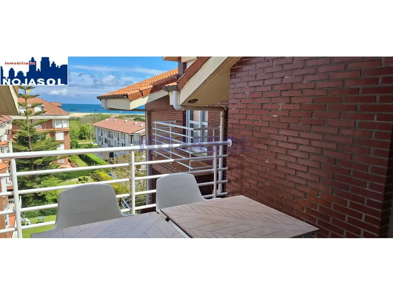 Terraza de Apartamento de alquiler en Noja con Calefacción, Terraza y Amueblado
