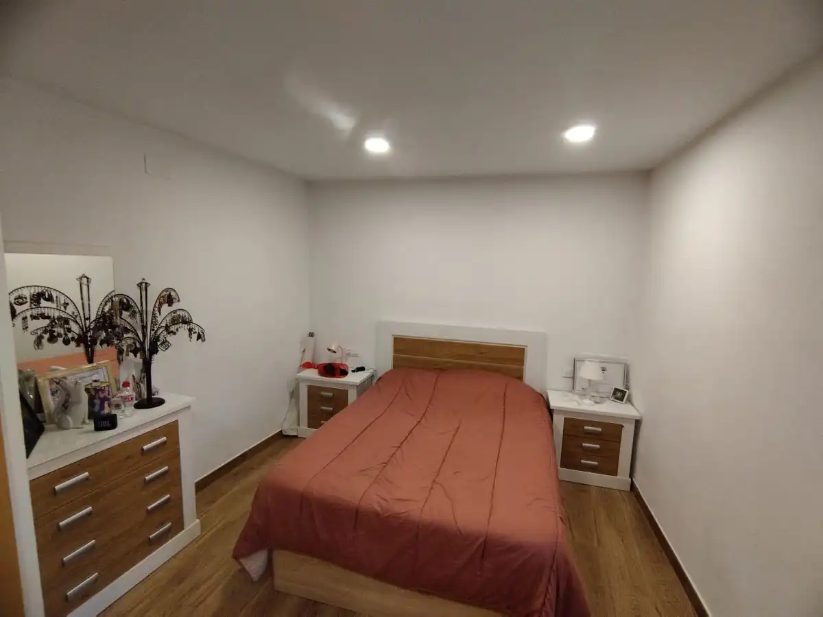 Bedroom of Houses for sale in Plasencia  with Air Conditioner