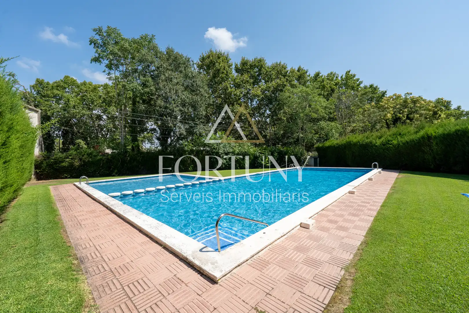 Swimming pool of Flat for sale in El Catllar   with Air Conditioner, Storage room and Swimming Pool