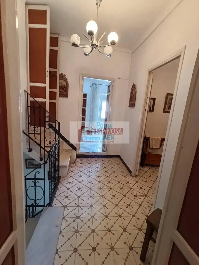 Casa o xalet en venda en Torredonjimeno amb Traster