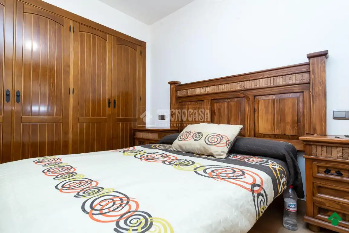 Habitación de Dúplex en venta en Albolote con Aire acondicionado y Calefacción