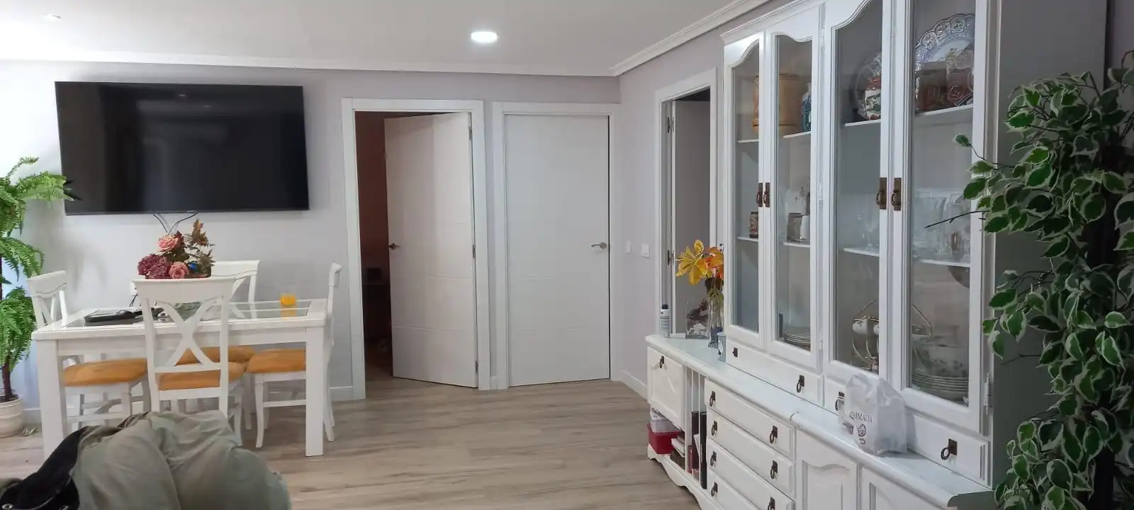 Casa o xalet en venda en Sierra de Fuentes amb Aire condicionat, Terrassa i Moblat