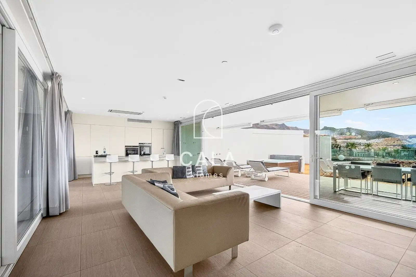 Sala d'estar de Apartament en venda en Adeje amb Aire condicionat, Calefacció i Terrassa