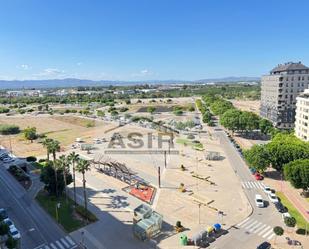 Vista exterior de Àtic en venda en Alzira amb Aire condicionat