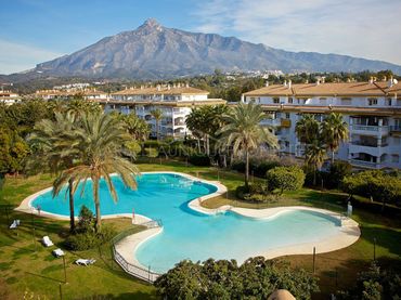 Piano terra con piscina in affitto a DEL ANGEL-NVA ANDALUCIA 109
