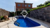 Swimming pool of House or chalet for sale in Sant Quirze del Vallès  with Air Conditioner, Heating and Private garden
