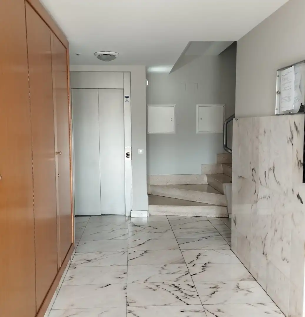 Piso en venta en Avilés con Calefacción, Parquet y Trastero