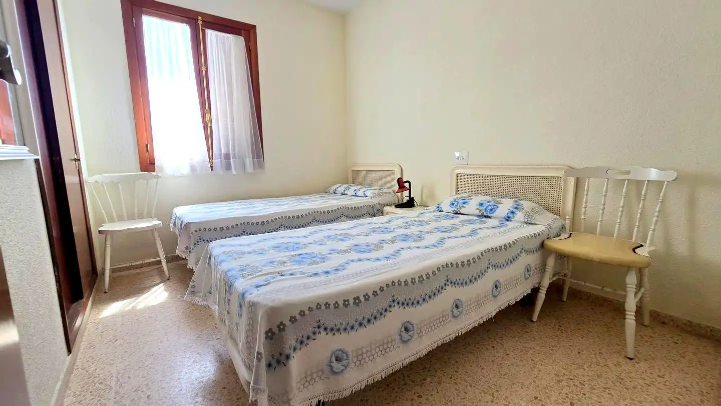 Schlafzimmer von Wohnungen zum Verkauf in Gandia mit Klimaanlage, Terrasse und Möbliert