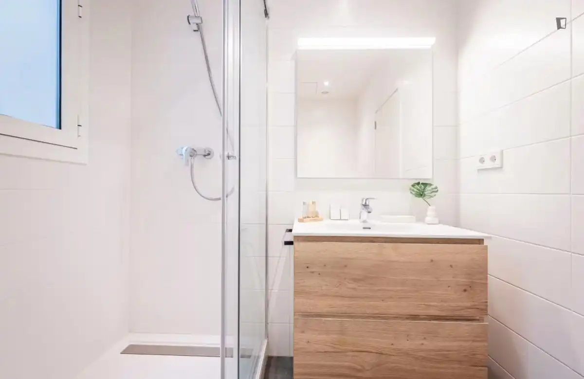 Apartment with lift to rent in Eixample, imagen 2