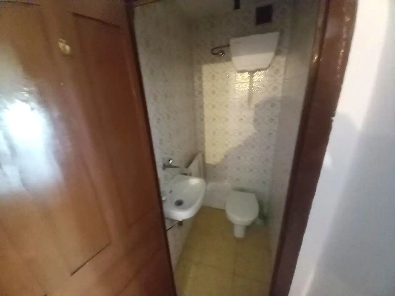 Bathroom of Houses for sale in Villanueva de Sigena