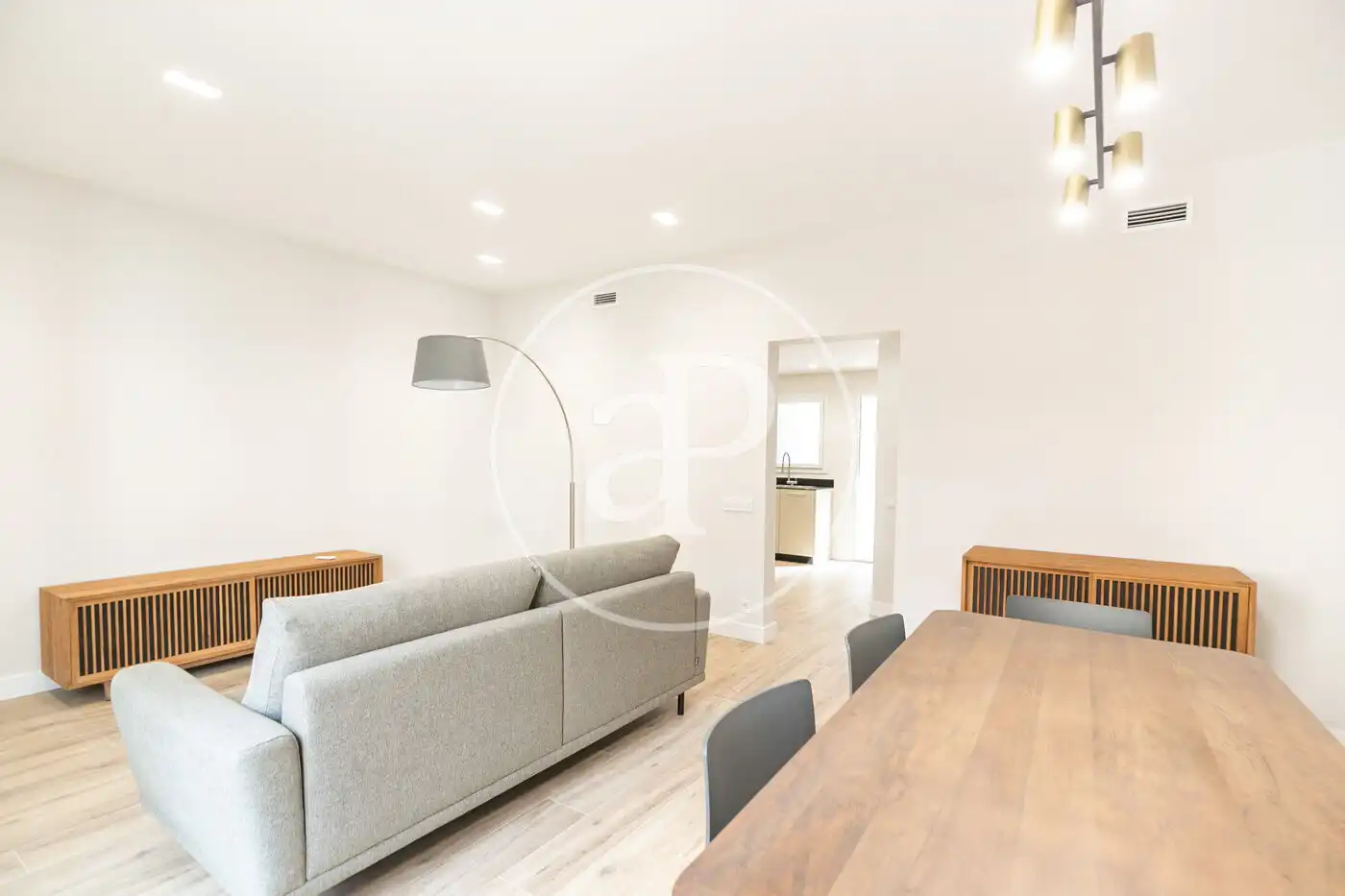 Wohnzimmer von Wohnung zum Verkauf in Barcelona mit Klimaanlage, Heizung und Möbliert