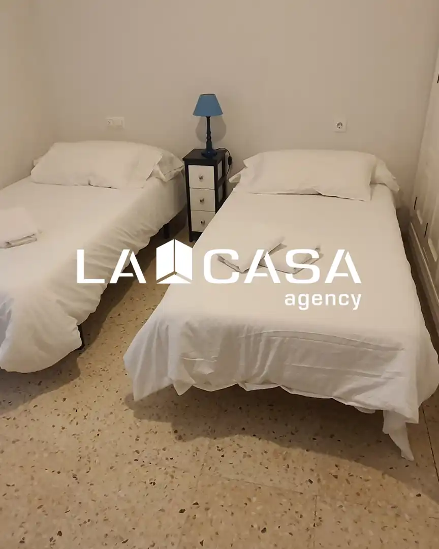 Bedroom of Flat for sale in Sevilla  with Terrace and Storage room