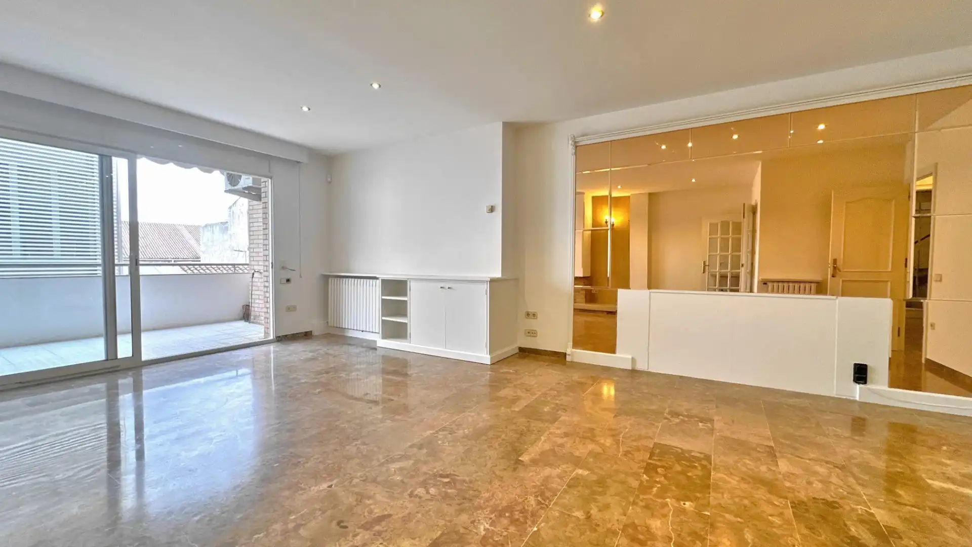 Sala d'estar de Dúplex en venda en Terrassa amb Aire condicionat, Calefacció i Terrassa
