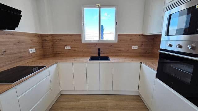 Piso en Venta en Carrer de Salou en Barris Marítims