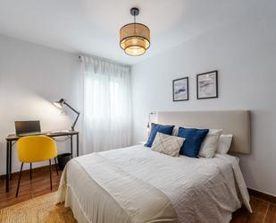 Dormitori de Apartament per a compartir en Málaga Capital amb Moblat, Forn i Rentadora