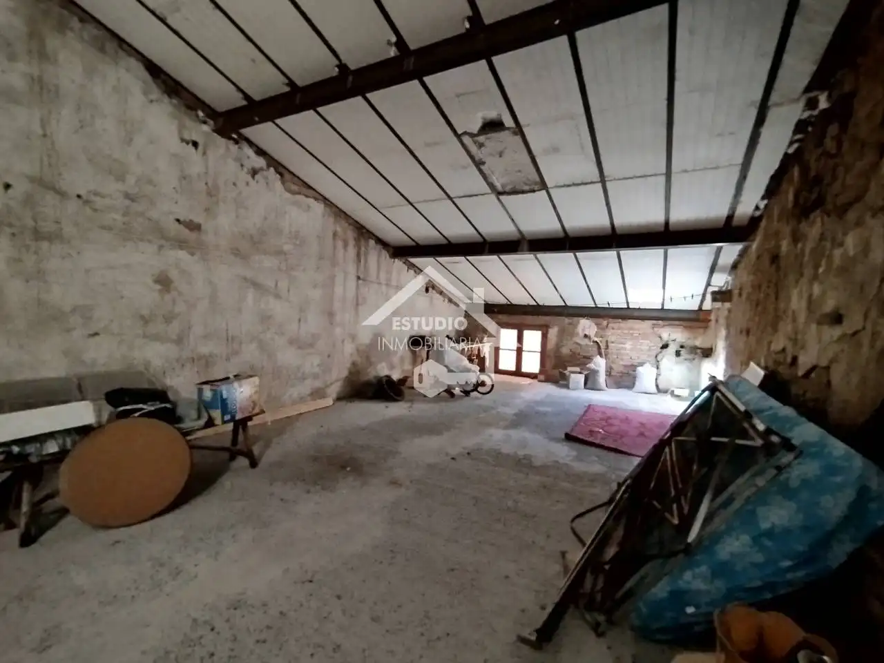 Houses for sale in Viana