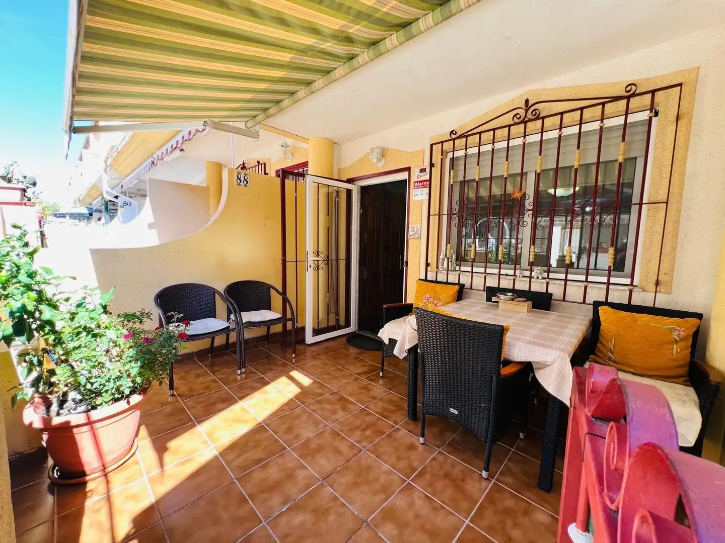 Terraced house with pool for sale in Orihuela Costa